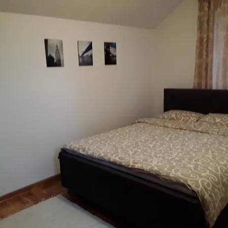 Apartment Ivanovic *